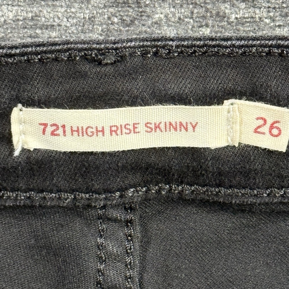 Levi's 721 High Rise Skinny Jeans Women's Size 26 Black Distressed Stretch - Picture 4 of 16